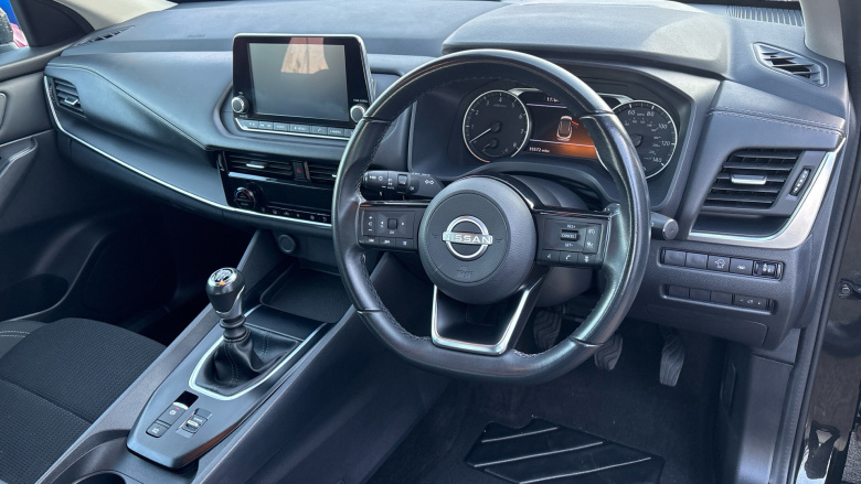 Nissan Qashqai 1.3 DiG-T MH Acenta Premium 5dr Petrol Hatchback